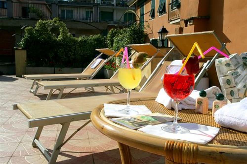 Hotel Cavour Rapallo Exterior foto