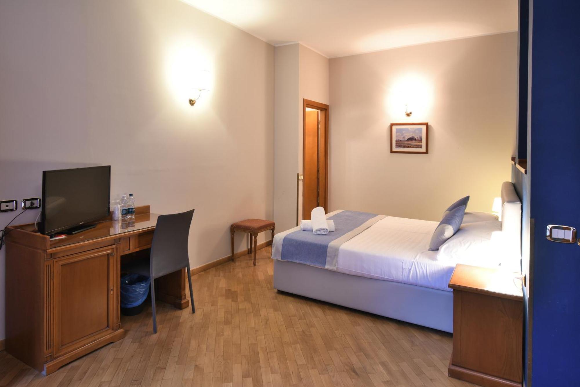 Hotel Cavour Rapallo Exterior foto