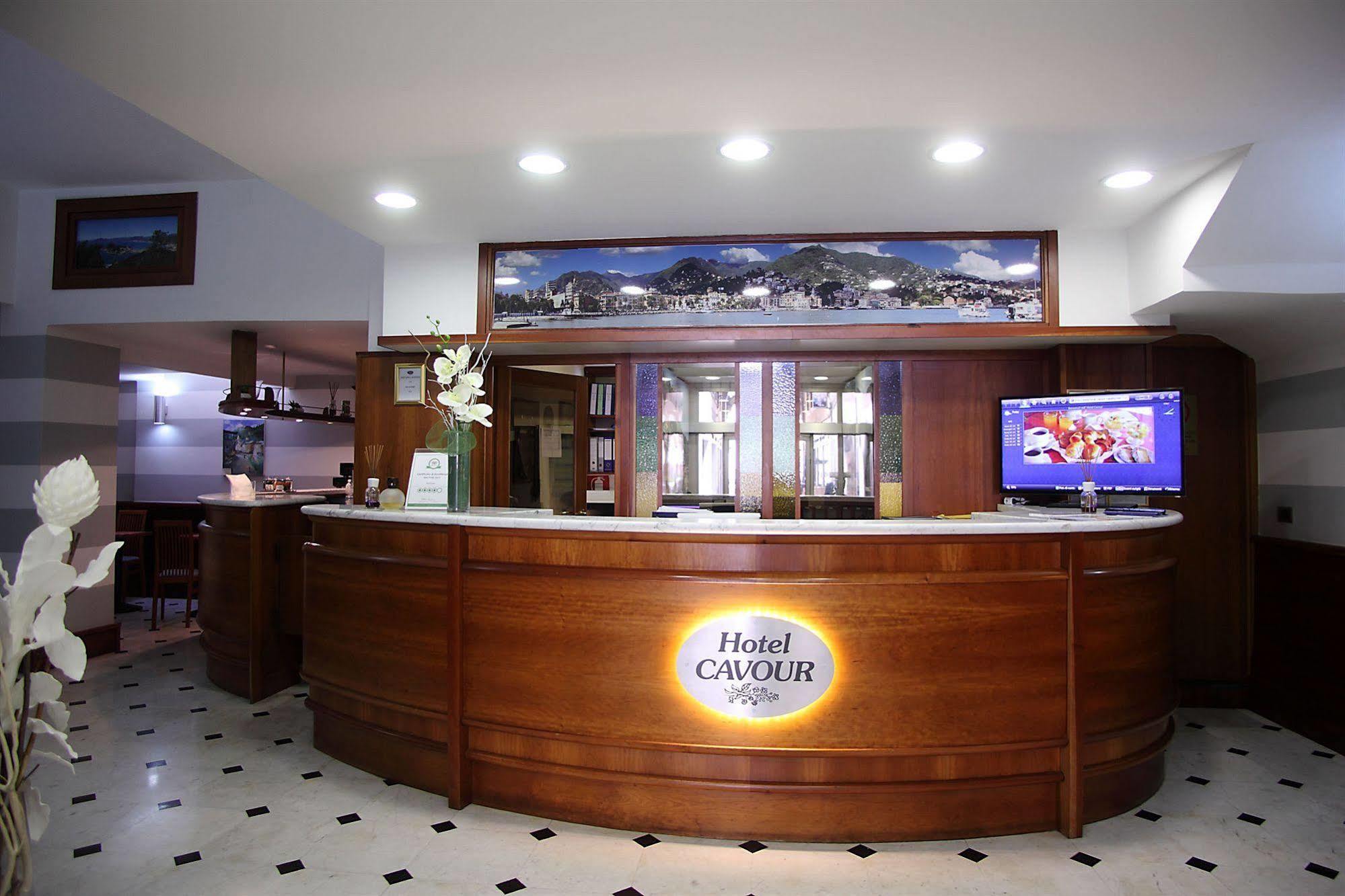 Hotel Cavour Rapallo Exterior foto