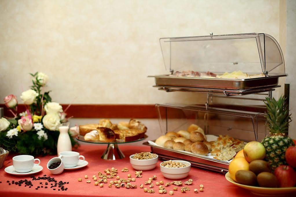 Hotel Cavour Rapallo Exterior foto